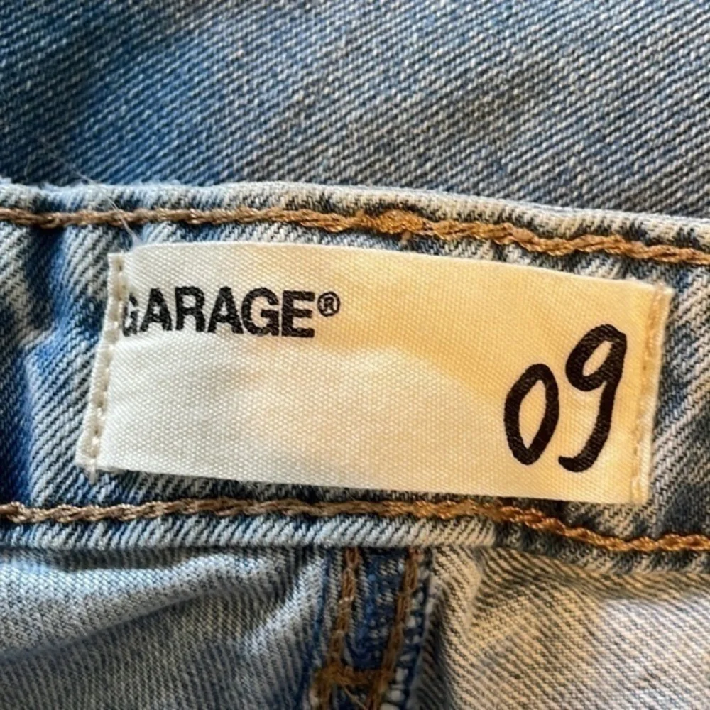 Garage Distressed Stone Wash Denim Shorts 9 - Picture 10 of 11